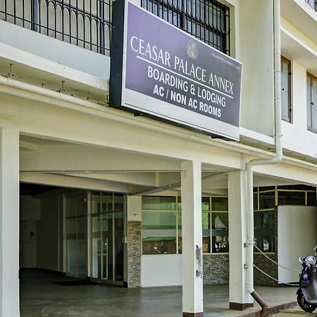 Super Hotel O Ceasar Palace Annex Thodupuzha Eksteriør bilde